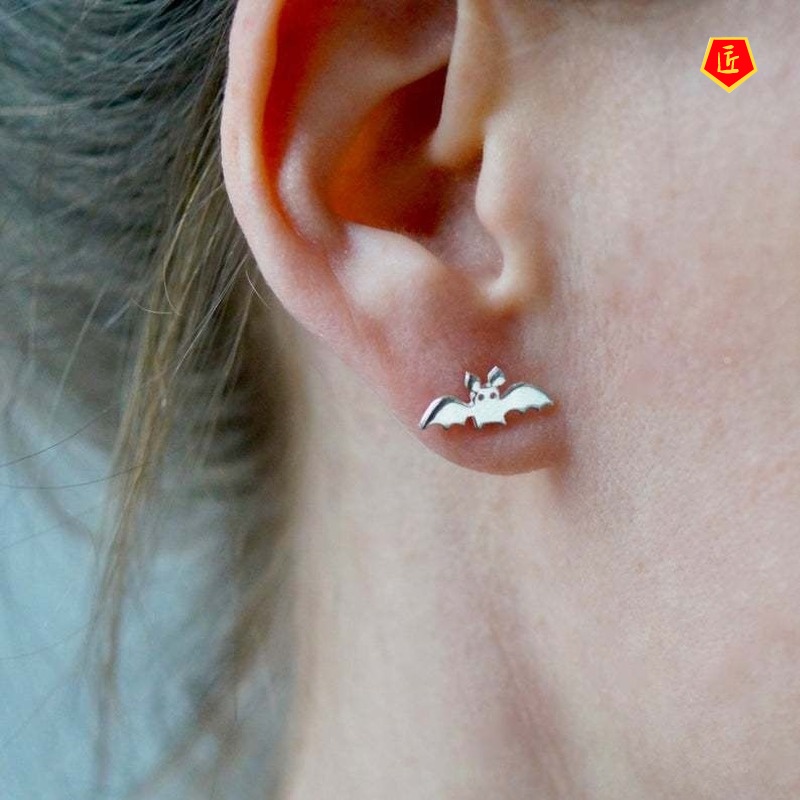 [Ready Stock]S925 Silver Halloween Small Animal Bat Stud Earrings