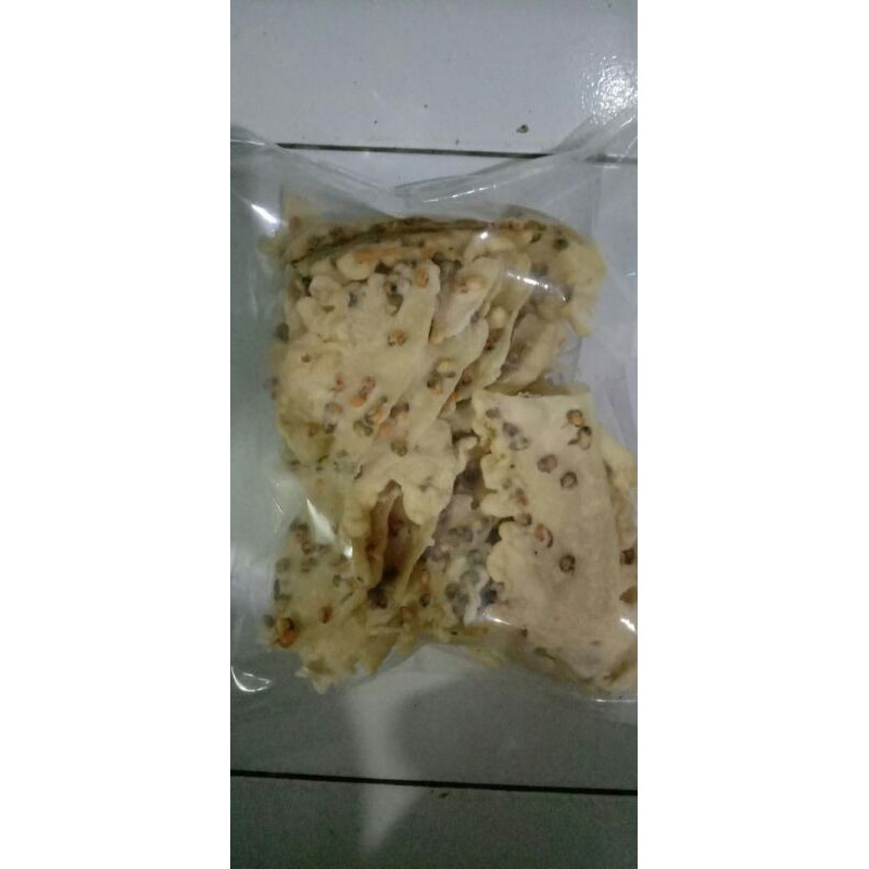 

keripik peyek 250g