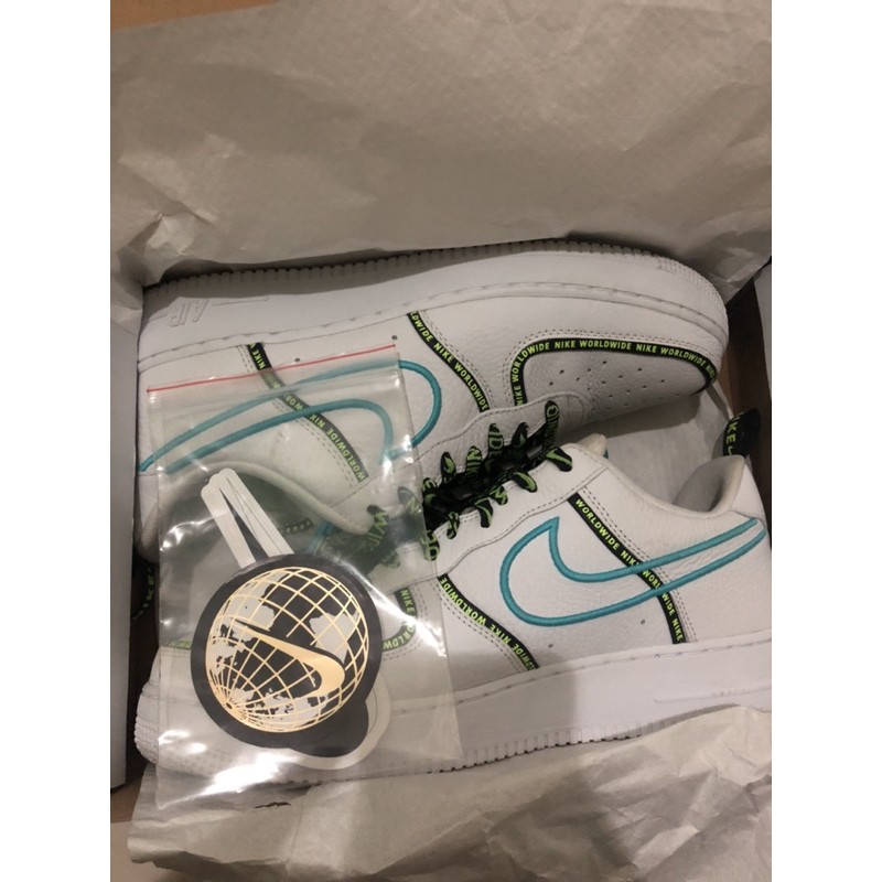 BNIB Nike Air Force 1 Worldwide