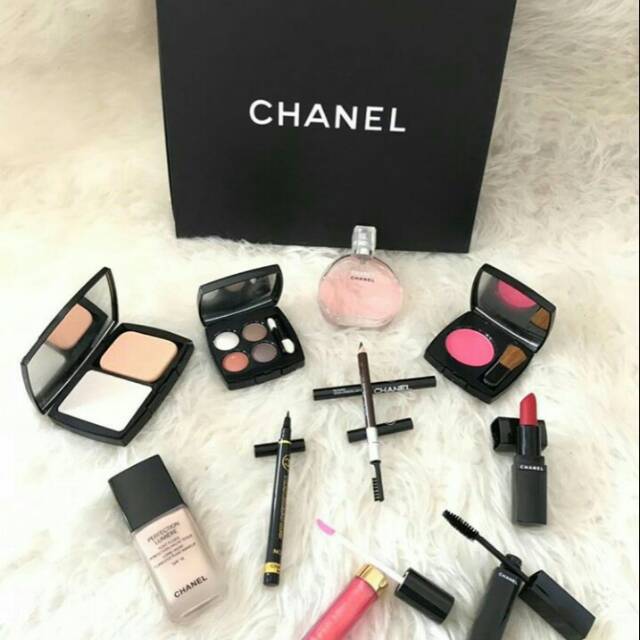SET MAKEUP CHANEL 9in1 (paket seserahan)