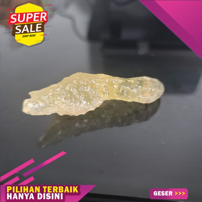 BATU NATURAL LIBYAN DESERT GLASS CRYSTOBALITE RARE GRADE Egypt/Libyan Border124