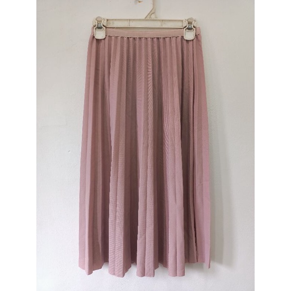 Preloved rok Plisket 7/8 no deenay nadjani secondsign