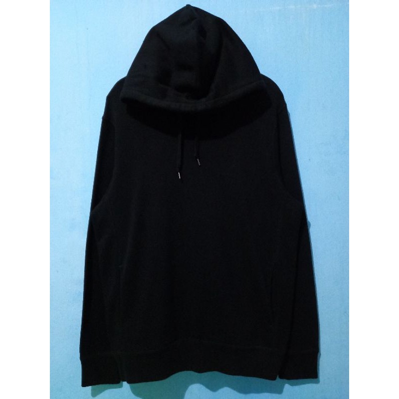 jaket hoodie Uniqlo bekas/second brand original