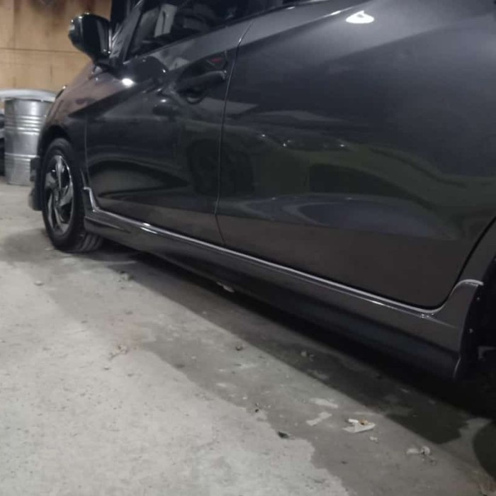 bodykit Mobilio Mugen bodykit honda mobilio bodykit mobilio GRADE-A