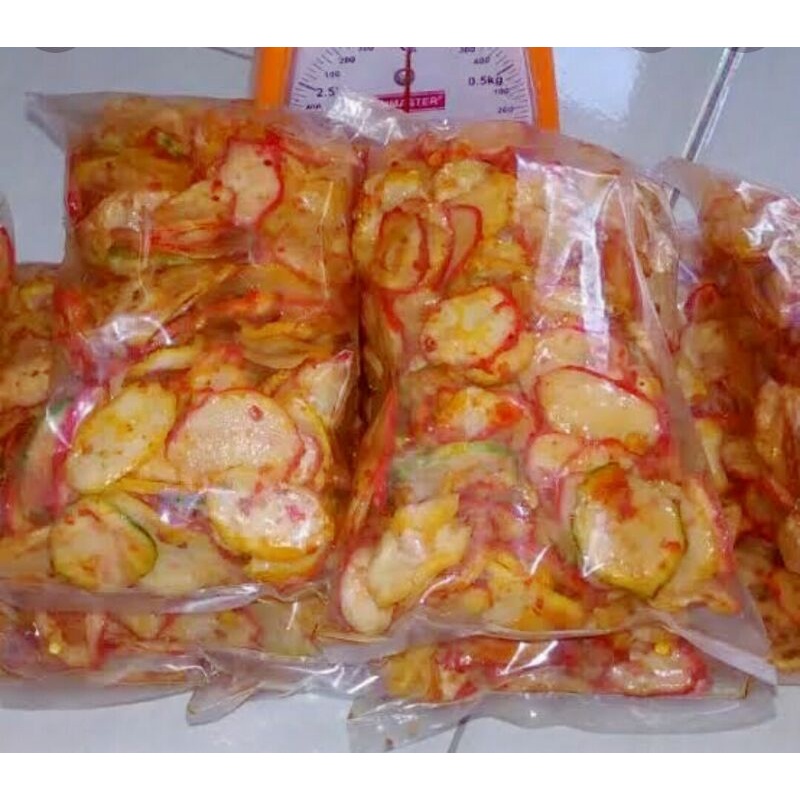 

kerupuk seblak endul plus daun jeruk