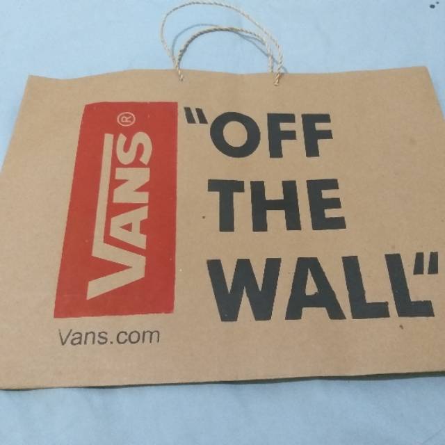 PAPERBAG VANS OFF THE WALL ORIGINAL TAS SEPATU BUNGKUS HADIAH KADO ULTAH MURAH