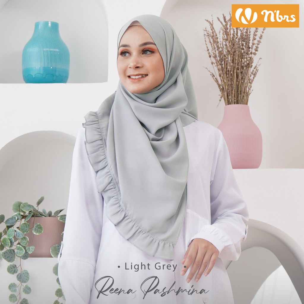 Nibras Hijab Reena Pashmina Bahan Sanna Jilbab Pashmina Rample Polos Syari