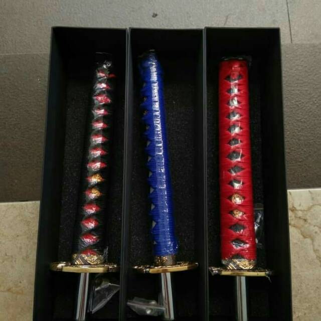 Shift Knob / Gear Knob Racing SAMURAI Pendek 21 cm Warna Hitam, Merah or Biru