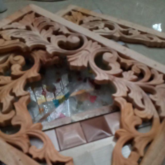 Ornamen Jendel Gebyok Ukiran Tempel Gapuro