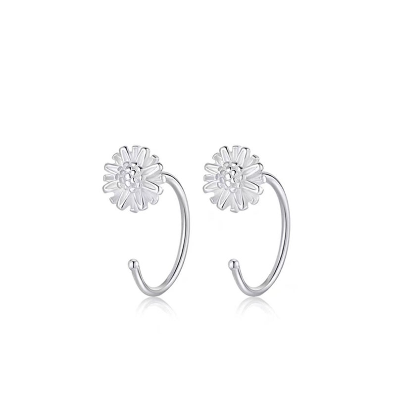 Anting Kait Desain Bunga Matahari Daisy Warna Silver Untuk Wanita