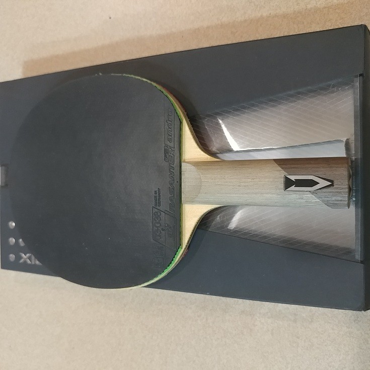 Blade Xiom Vega Tour bat pingpong like new