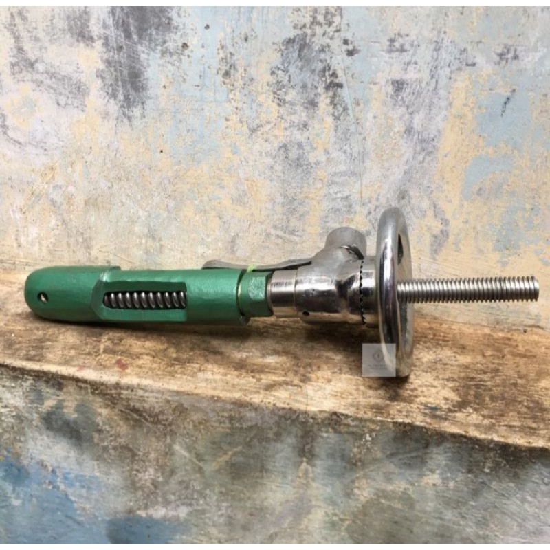 alat penggiling padi / iseki