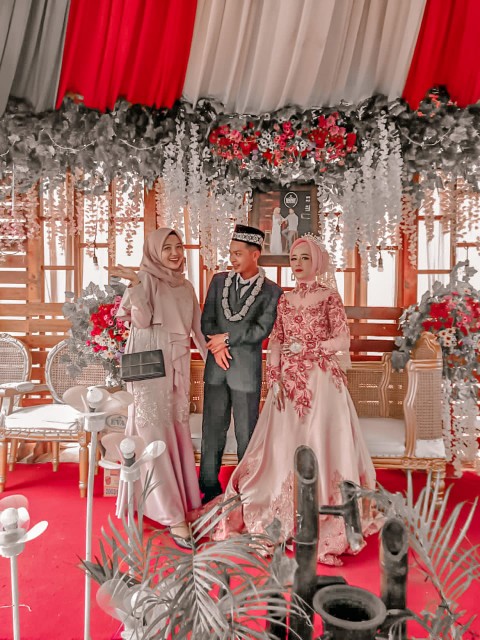 [model Baru] Gamis Eisah/ Duyung/ S-m , L, Xl, Xxl/ Gamis Brukat Premium/ Seragam/ Pesta / Wisuda