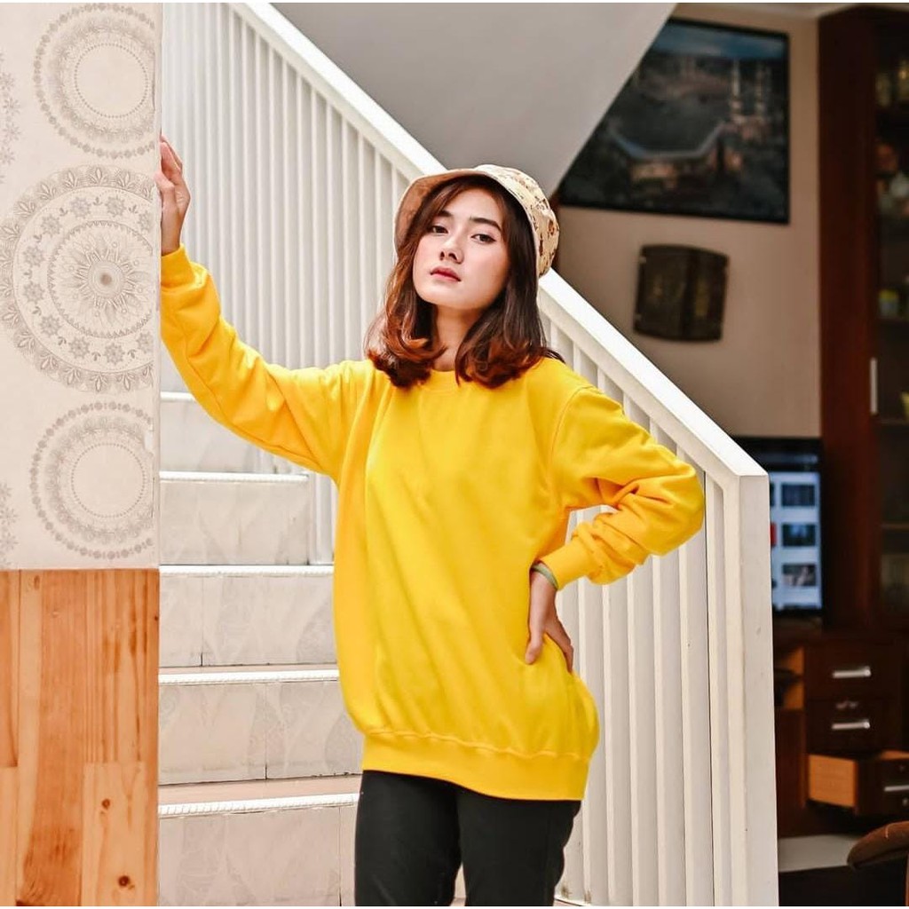 Sweater crew neck oblong wanita