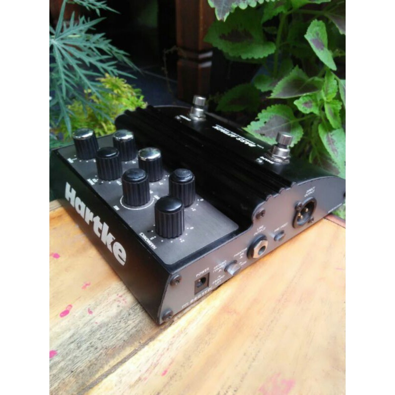 hartke attack preamp bass efek
