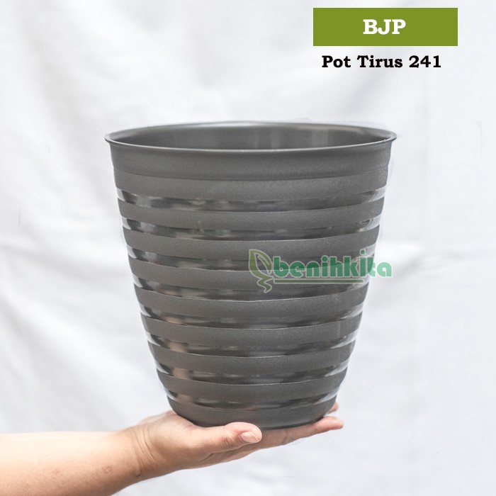 Pot Tanaman-Bunga Tawon Ori Tirus/Pirus 241 Hitam (BJP)