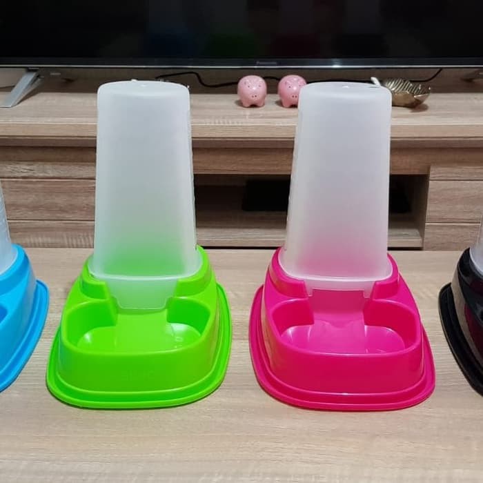 Tempat Makan Dan Minum Kucing Dispenser KOTAK