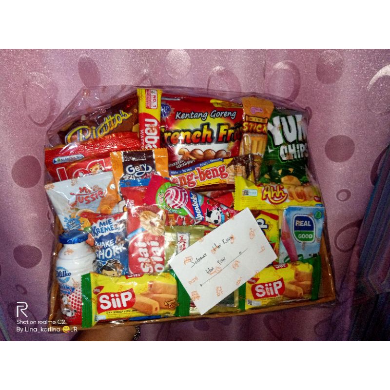 

PARCELL SNACK/PARCELL ANAK /PARCELL LEBARAN /PARCEL COKLAT