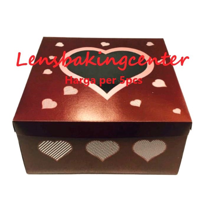 

Dus/Box/Kardus Kue/Cake/Bolu Hati/Love/Valentine Kado/ Party/ Ulang Tahun/ Happy Birthday/ Hajatan/ Hantaran Tutup Mika Marun / Maron / Maroon 20x20 / 25x25 / 28x28 / 20 / 25 / 28 @5pcs