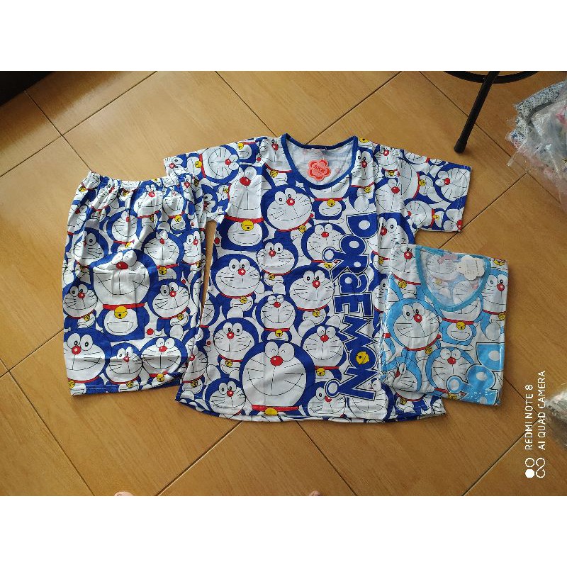 Stelan Baju tidur wanita motif doraemon