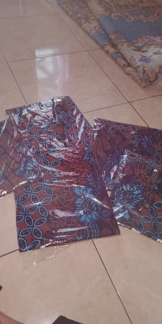 Maura Couple - Sania Ruffle Batik Couple