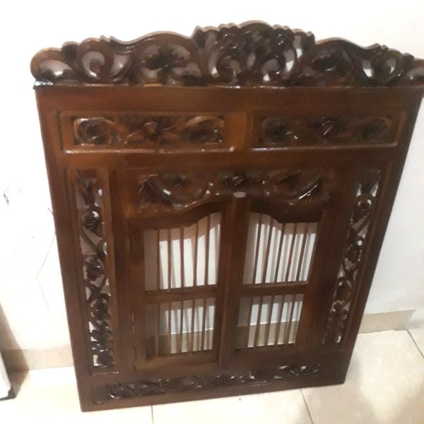 Jendela Krepyak Cermin Hias Jati Ukir Mebel Jepara - Cokelat