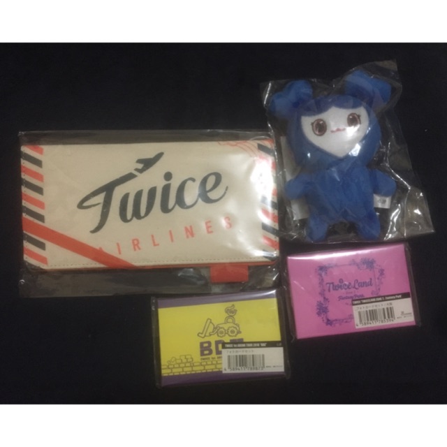 TWICE JAPAN OFFICIAL GOODS