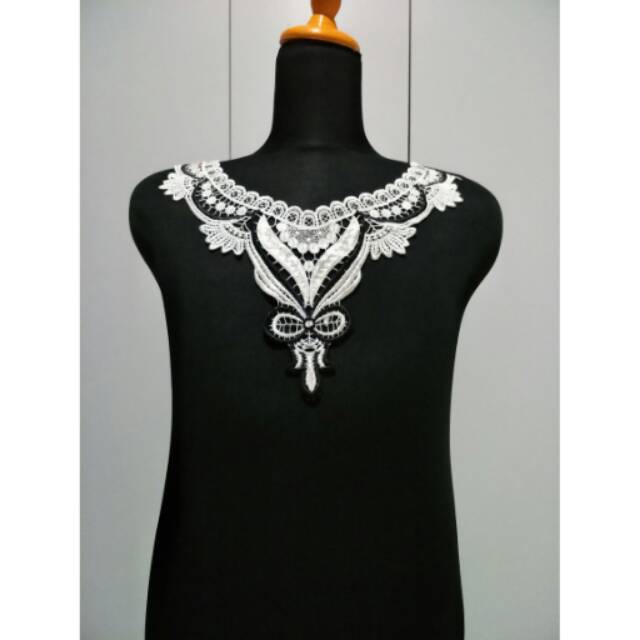 renda kerah pita bordir