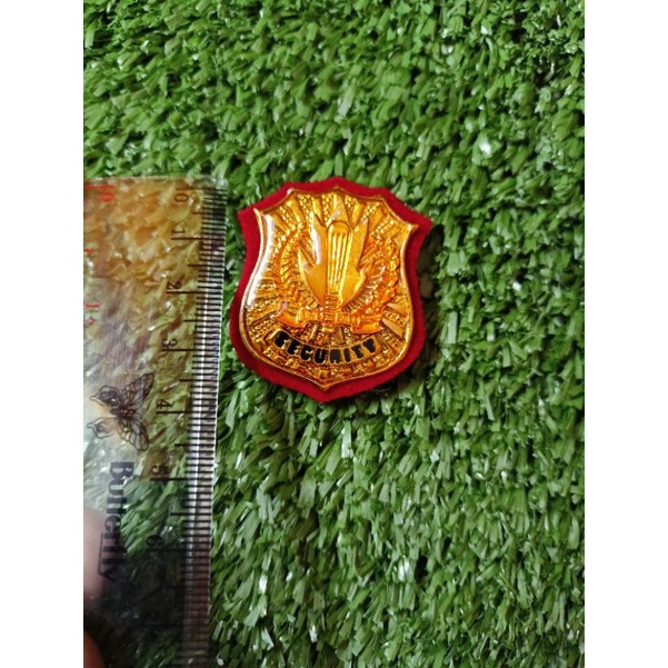 lencana pin satpam pin security