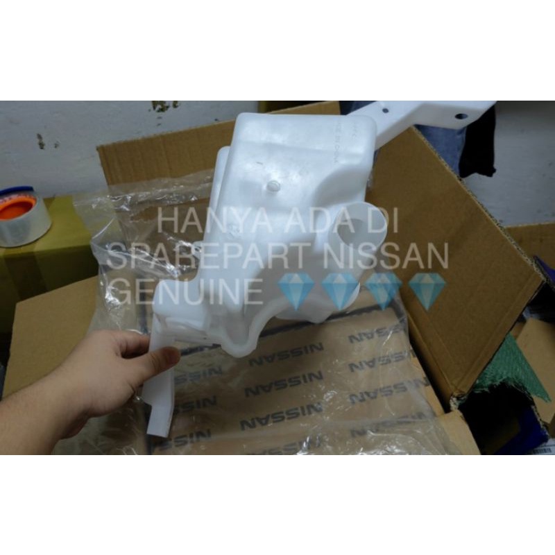 Tabung Air Wiper XTrail T31 Tank Washer Tanpa Motor OEM NISSAN JP JPN