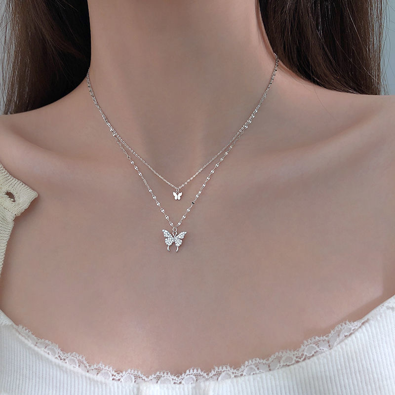 YEEZII Kalung Rantai Multilayer Dengan Liontin Kupu-Kupu Warna Silver Gaya Korea Untuk Wanita