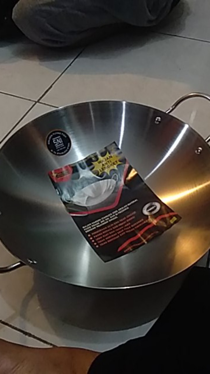 Wajan Stainless Steel Diameter 32 Cm Golden Flying Fish