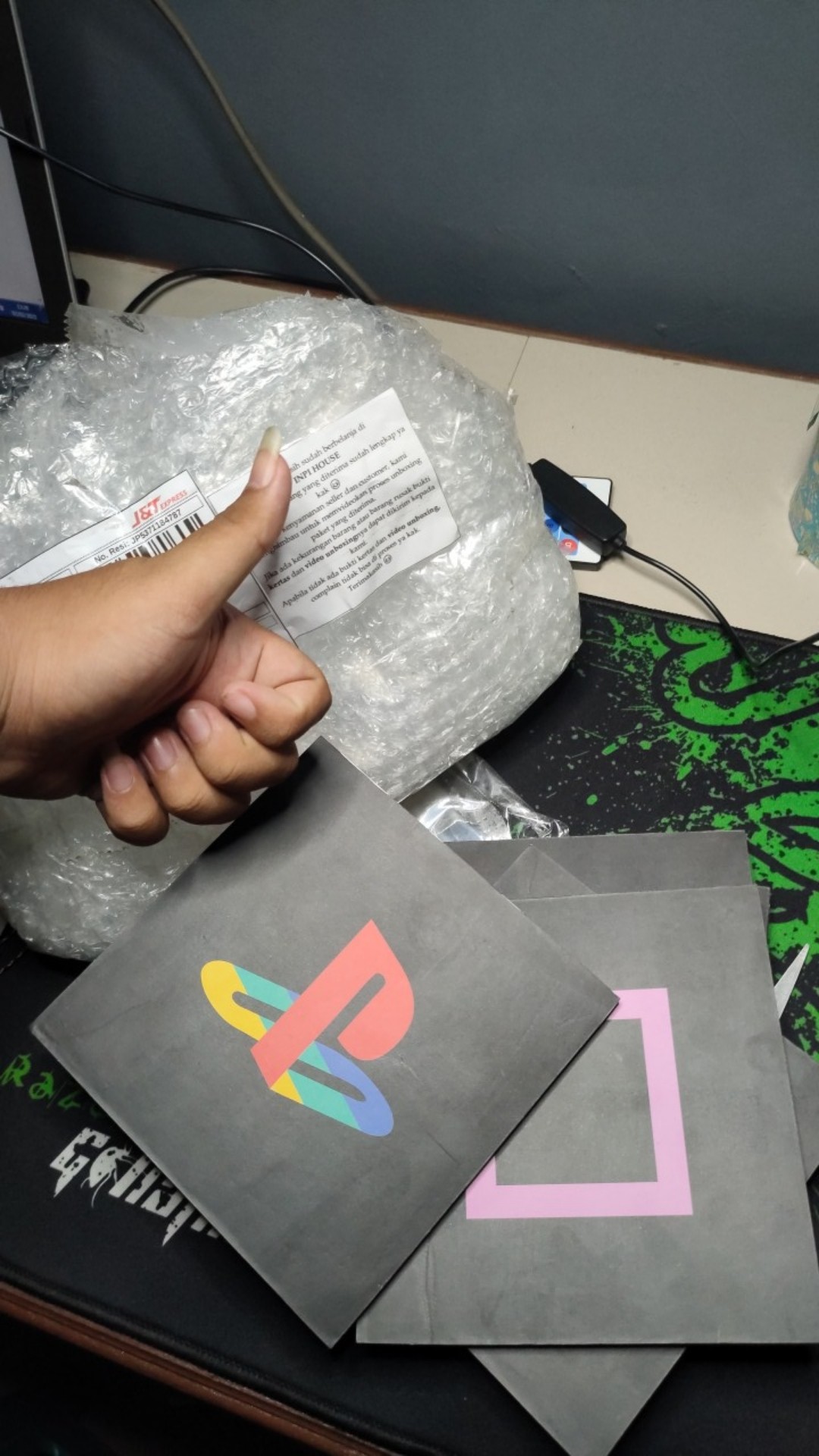 Dekorasi Playstation - Dekorasi Gamer - Gamer Room