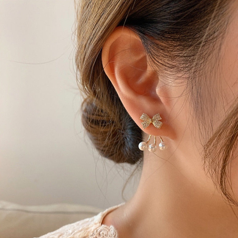 Tiga Baris Anting Busur Berlian Berkilau Mutiara Untuk Wanita Aksesoris Telinga Korea