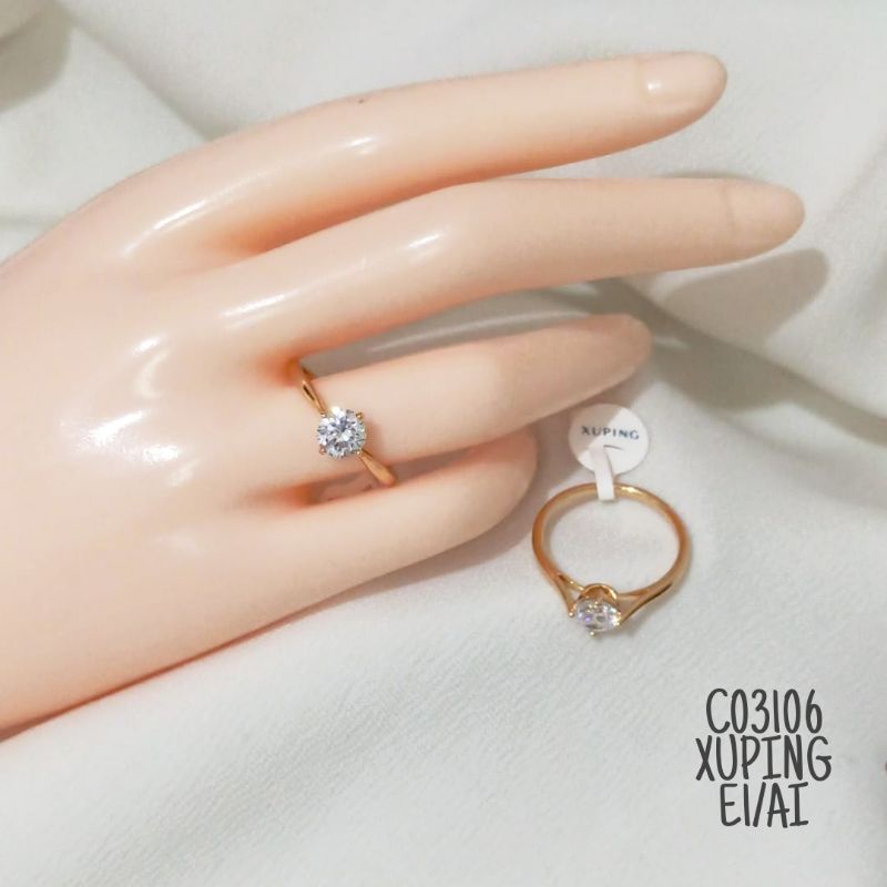 Cincin Xuping Simple Mata Zircon Satu warna Gold C03106