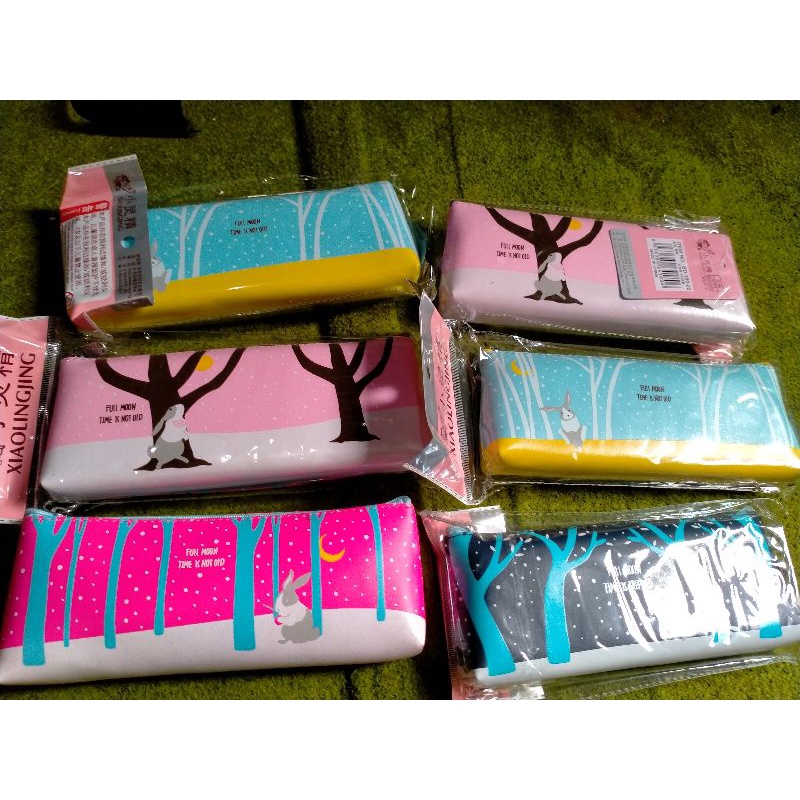 

[GROSIR]-(ECER) TEMPAT PENSIL /LEPAK DOMPET LUCU KARAKTER KELINCI (RABBIT)