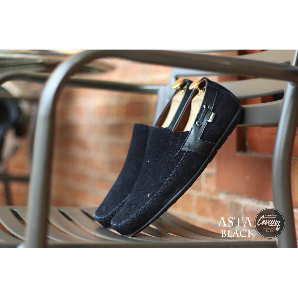 sepatu slip on casual cevany aharon terlaris