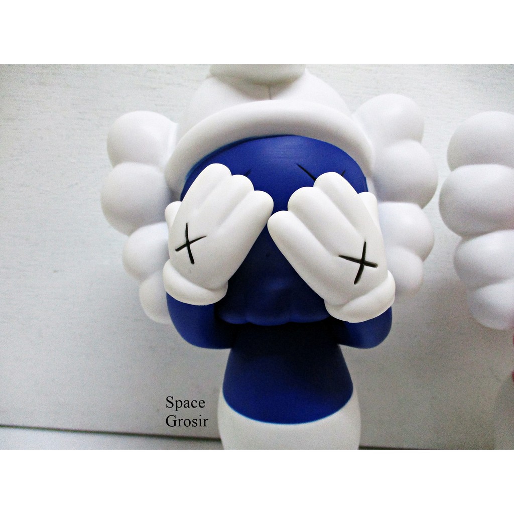 Action Figure Kaws X Smurf