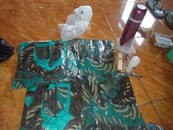 Maura Couple - Sania Rufle Batik Couple Ori Ndoro Jowi Garansi Termurah Shopee - Velvet Batik Couple