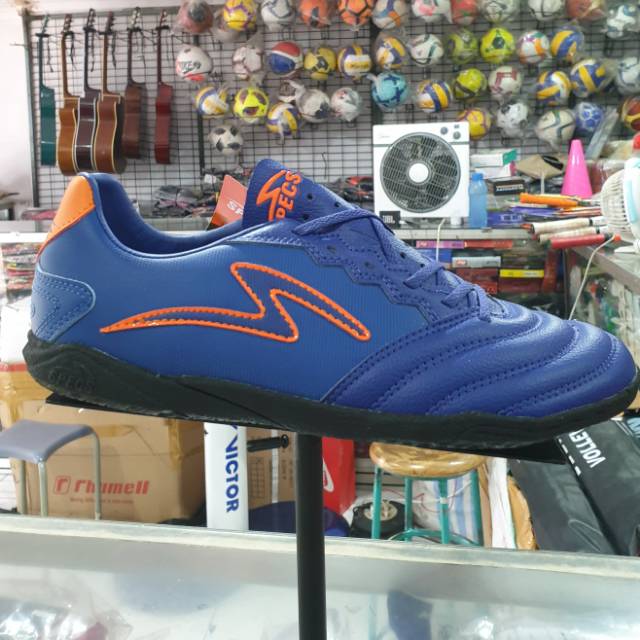 Sepatu Futsal Specs Evict In