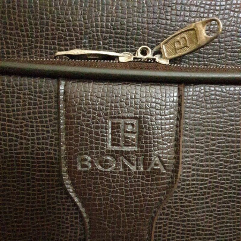 TAS BONIA UNISEX PRELOVED ORIGINAL