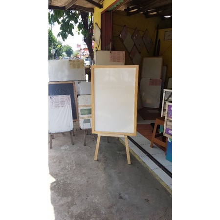 

Whiteboard list kayu papan cafe