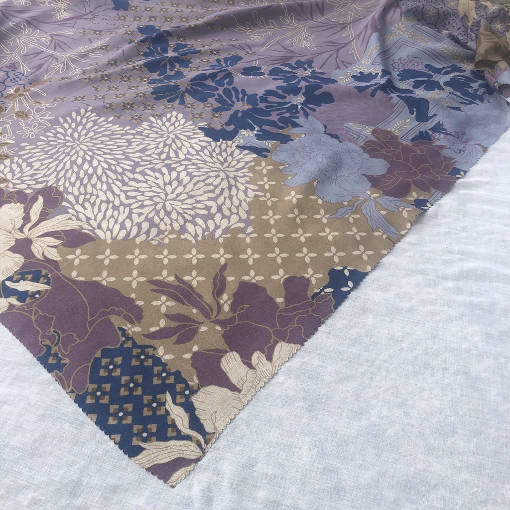 JILBAB MOTIF HIJAB SEGIEMPAT VOAL MOTIF PREMIUM JILBAB PRINT LASERCUT KERUDUNG SEGIEMPAT MOTIF MURAH-Raya Lilac