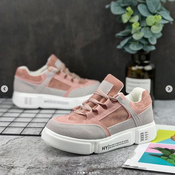 Sneakers C905