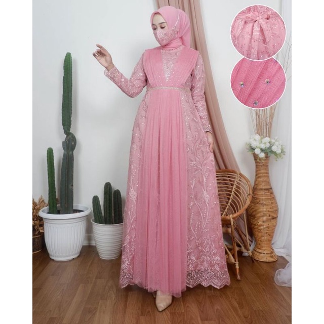 Fashion muslim//gamis selendang tulle//dress kebaya//gamis lebaran