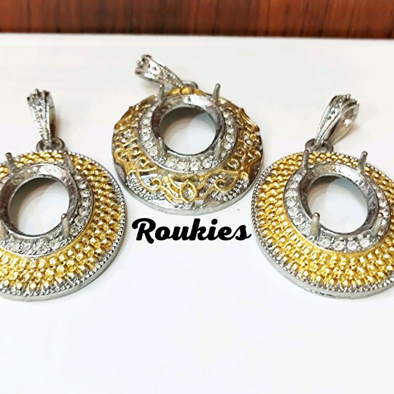 Ikatan/ Emban Liontin Rodium batu sedang