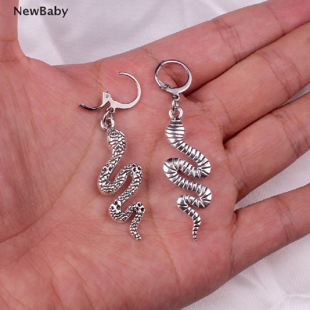 Newbaby 1 Pasang Kalung Rantai Liontin Ular Bahan Alloy Untuk Wanita