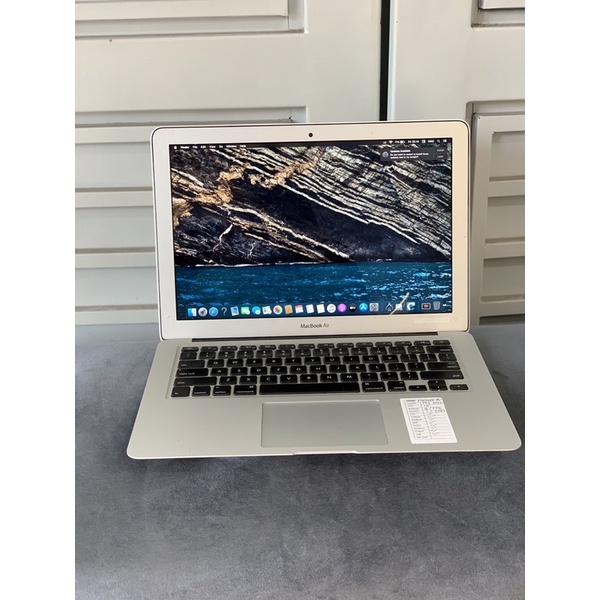 macbook air 13inch 2017 8/128gb