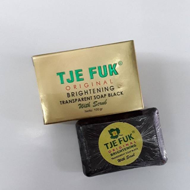 Tje Fuk Original Brightening Transparant Soap Black With Serum 100gr