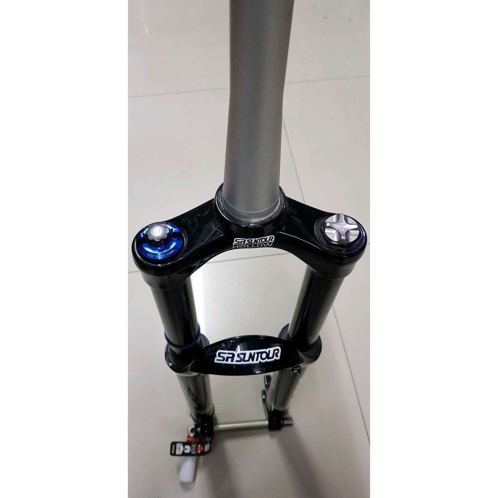 Fork Suntour Auron 27.5 T160 TA 15 RC2 Lock dan Rebound